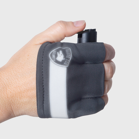 Pepper Spray With Reflective Hand Sleeve | Run Safe