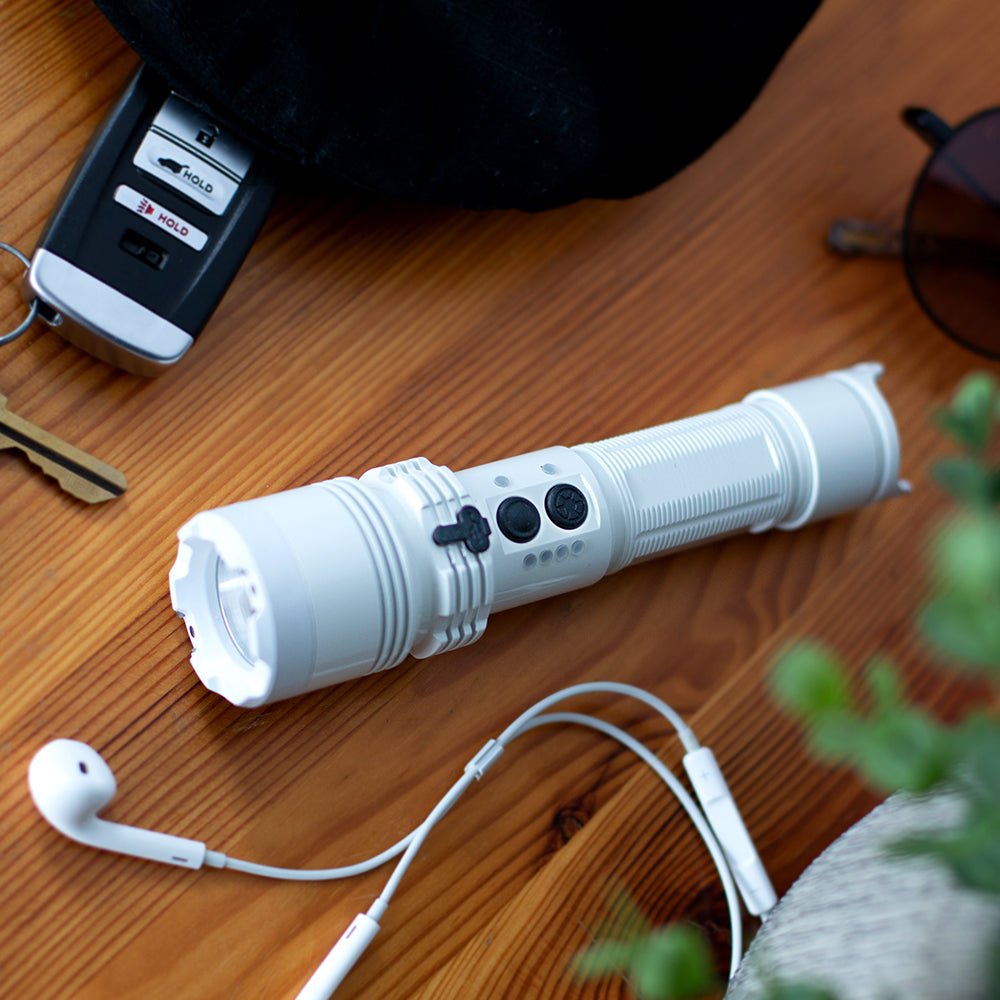 LightSafer - Stun Gun Flashlight 400 Lumens with Charging Indicator - Stun Gun